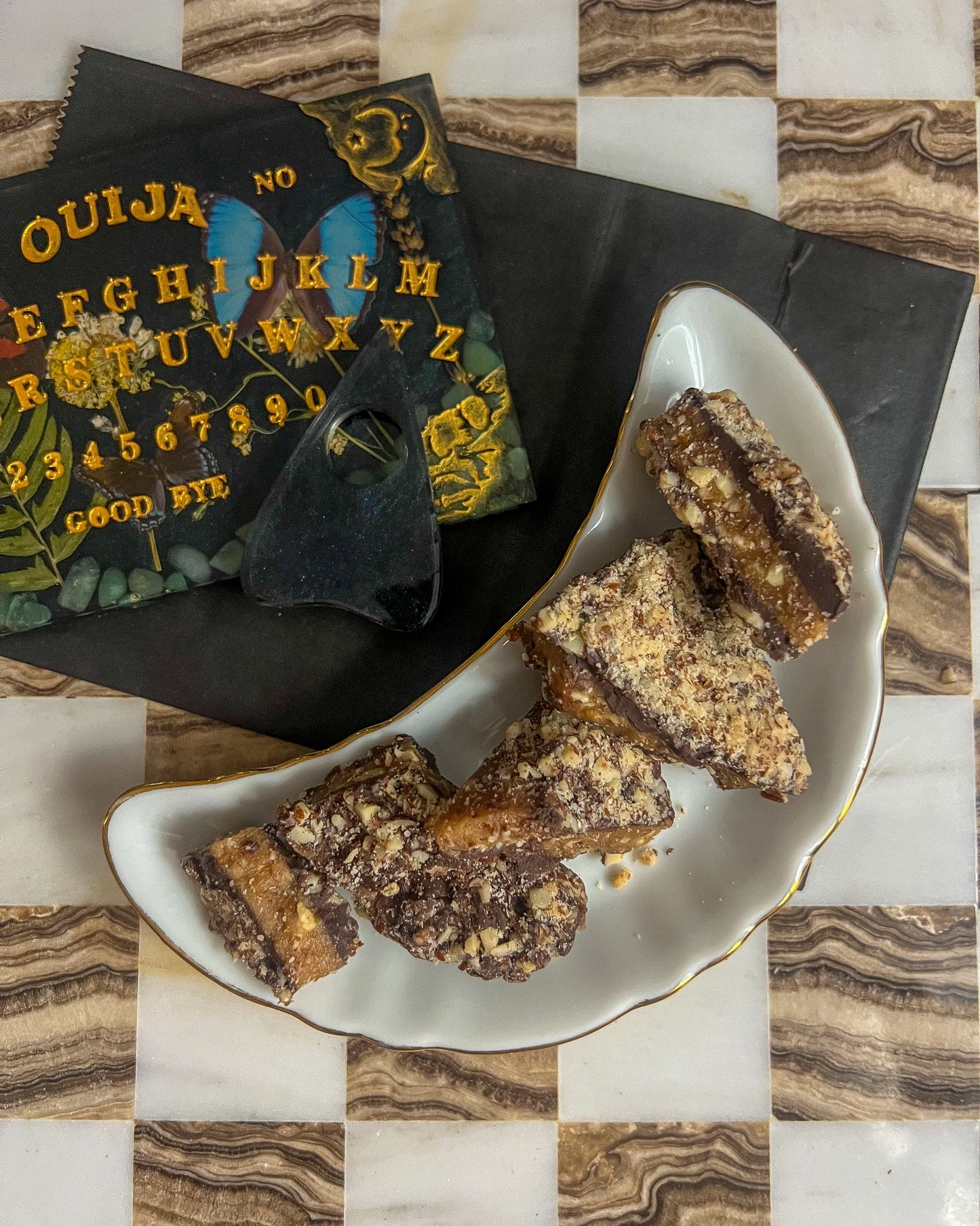 ✨Black Magick  Dark Chocolate Toffee✨ 16oz / 453g